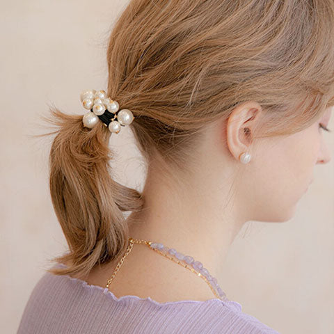 ロングヘアで作るポニーテールのスタイリング術