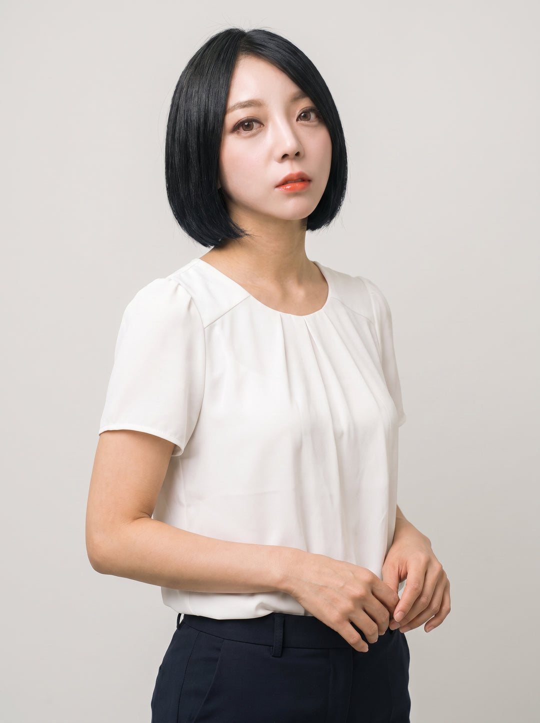 フルウィッグ アンバランスボブカット：自然なウィッグ通販MYWIG