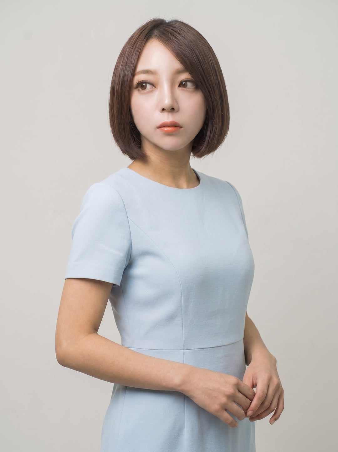 フルウィッグ アンバランスボブカット：自然なウィッグ通販MYWIG
