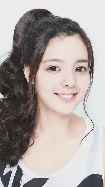 ポニーテールウィッグ ボリュームカール バレッタ付：自然なウィッグ通販（レディース／メンズ）MYWIG